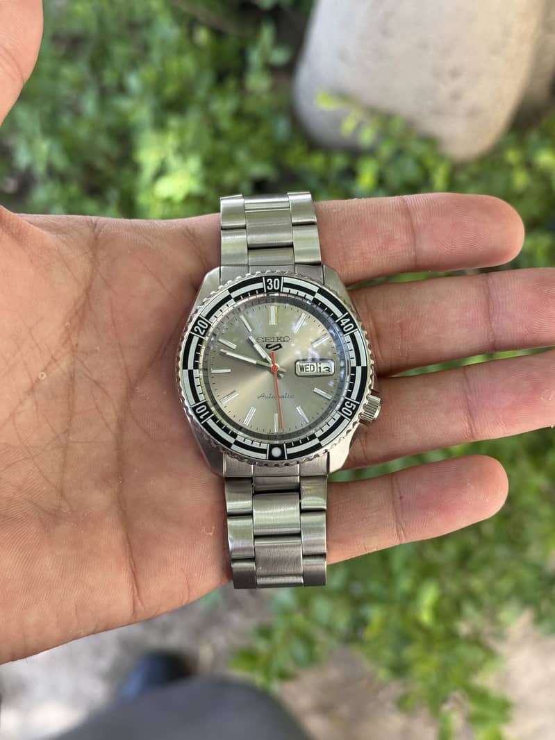 Seiko 5 Automatic 6