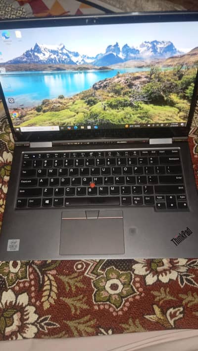 Lenovo Thinkpad X1 yoga core i5 generation touch screen