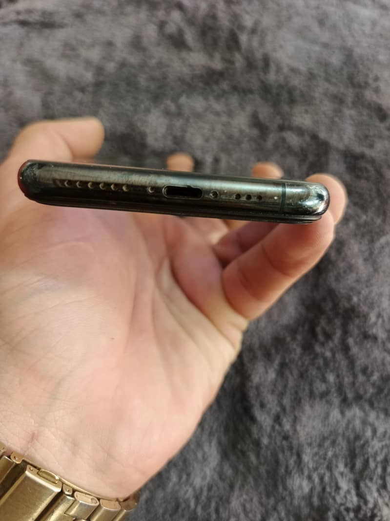 iphone 11 pro 3