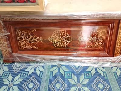 bed &2 side tables new ha urgent sale