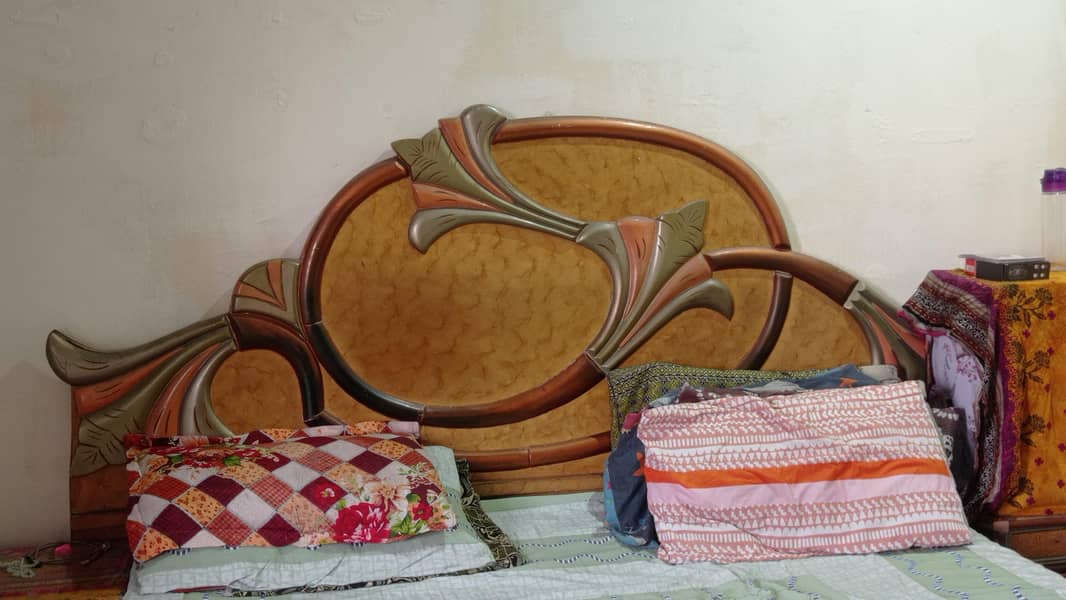 Bed and Dressing Table 2
