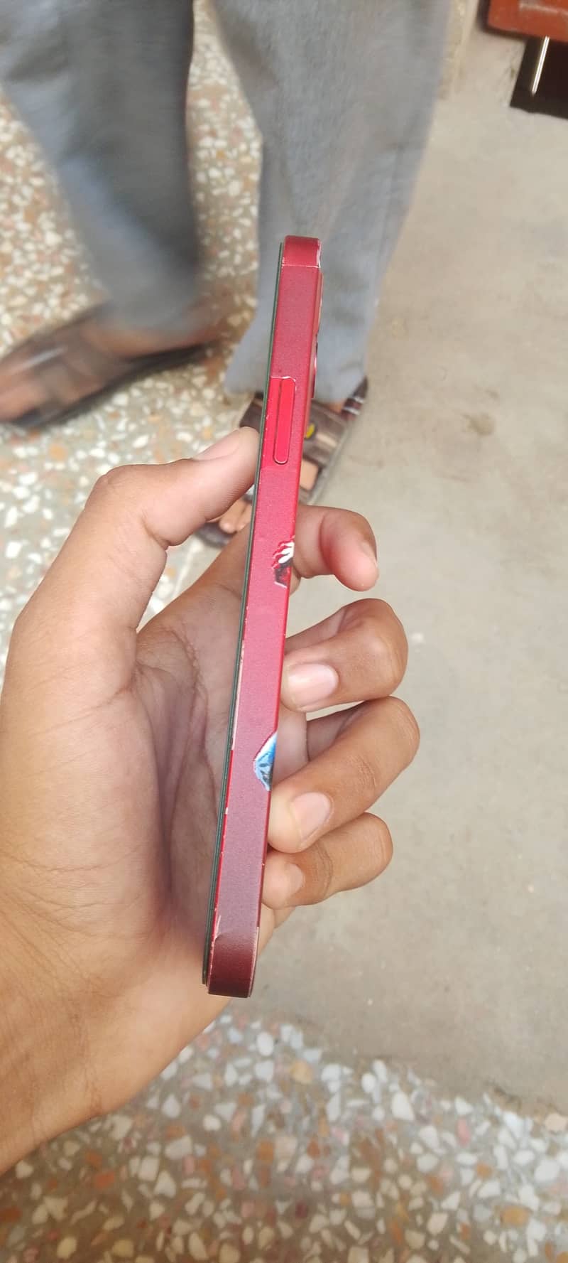 iPhone 12 6