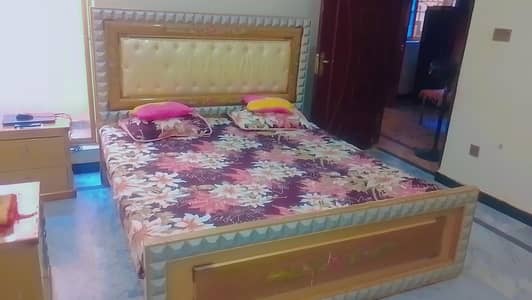 Double bed king-size without mattress