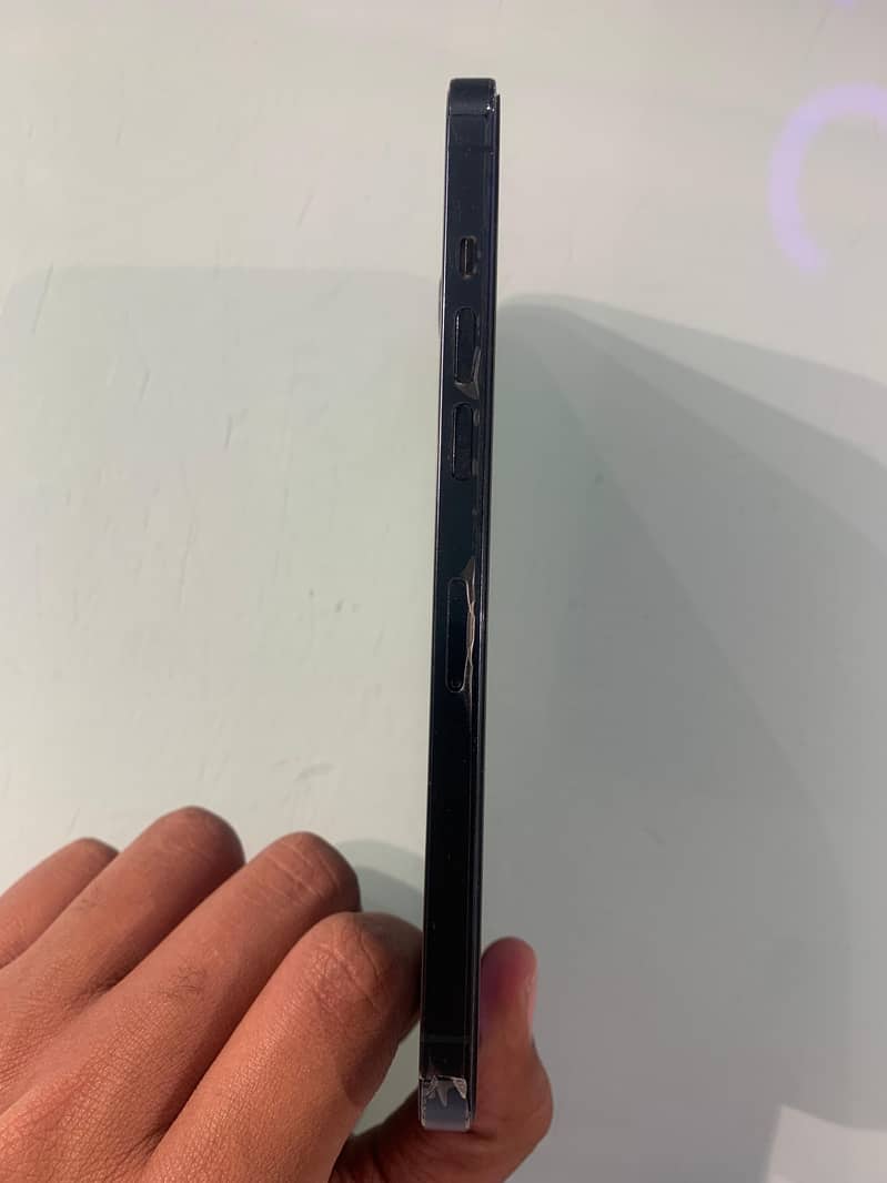 Iphone 12 pro max 1