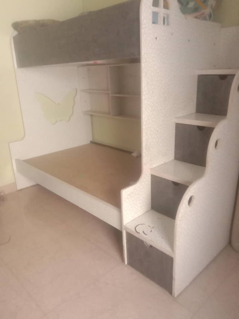 double bed 0