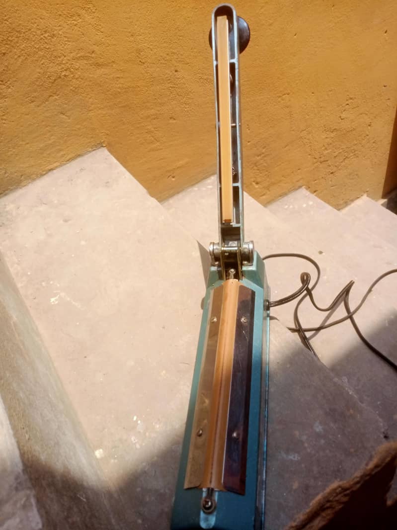 Impulse sealer 1