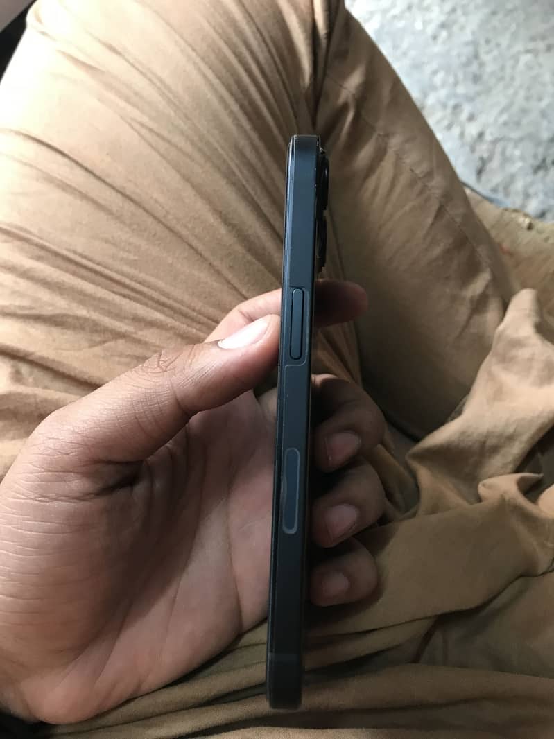Iphone 13 3