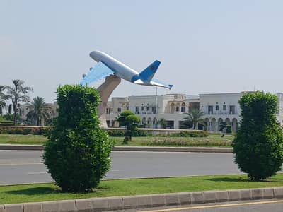 main boulevard 80 feet pair most developed & LDA approved central block bahria orchard