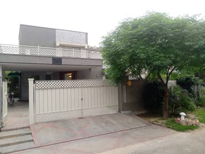 Affordable 1 Kanal 5 Bed Full House for Sale in DHA Phase 8