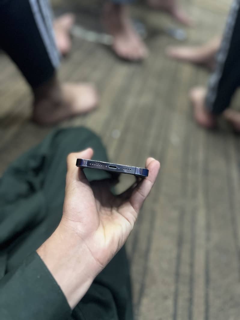 iPhone 2