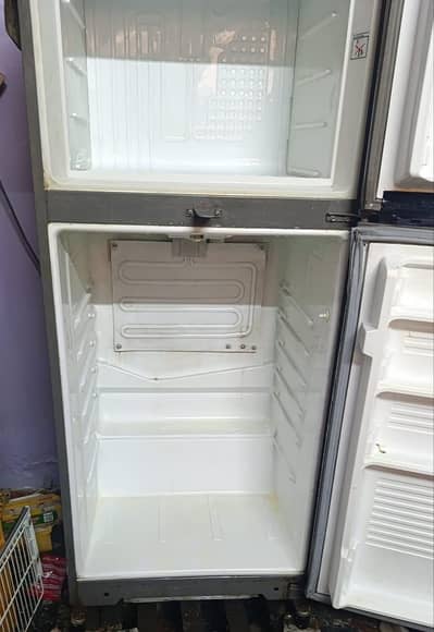 Dawlance Refregiretor