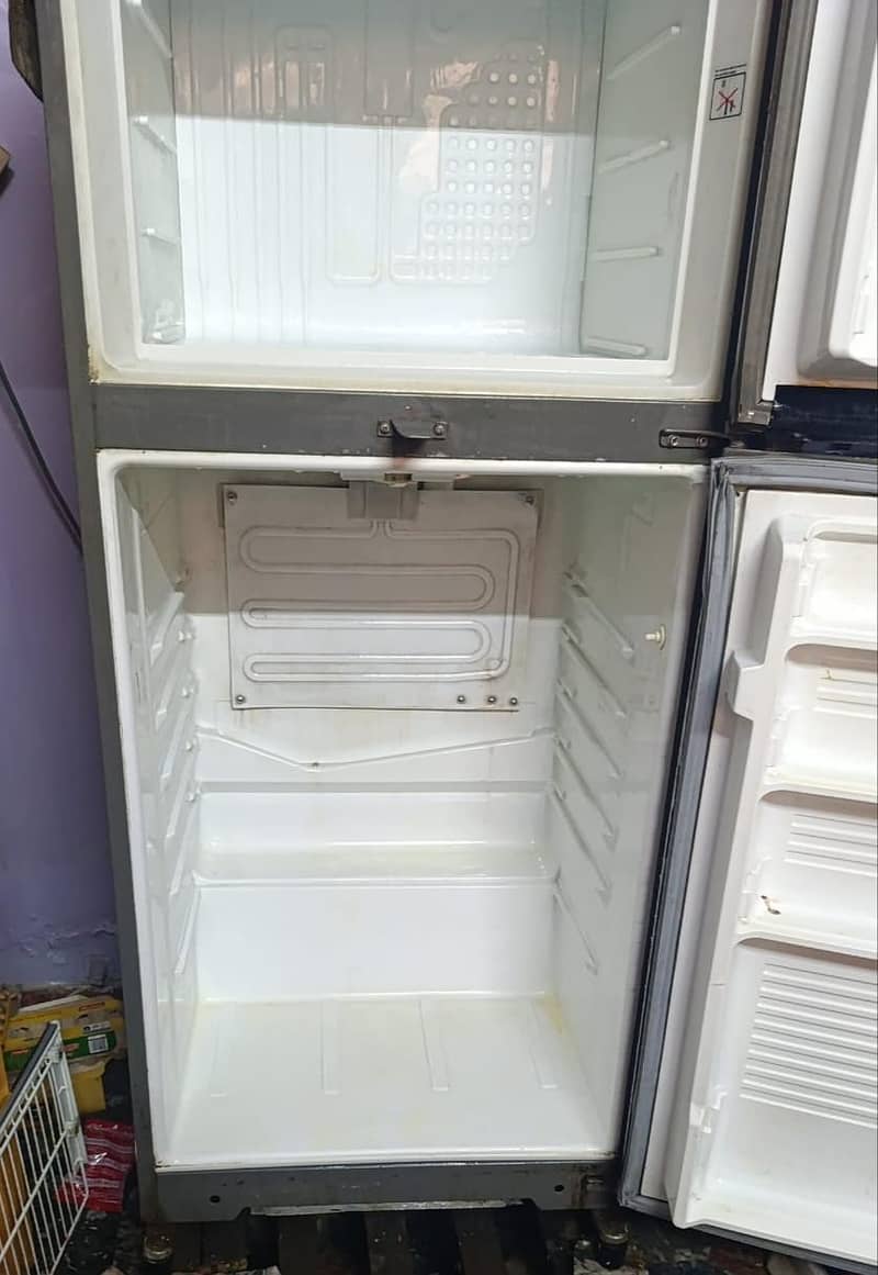 Dawlance Refregiretor 0
