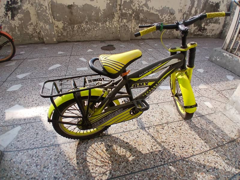 2 Bicycles 0