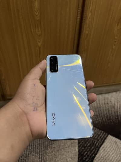 Vivo y20