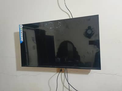 Q LED Tv 43 inch