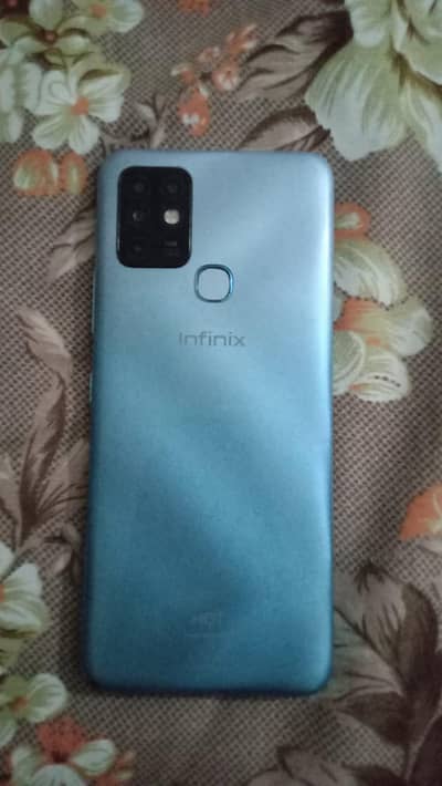 Infinix Hot 10, 4gb/128Gb 100% fine condition.