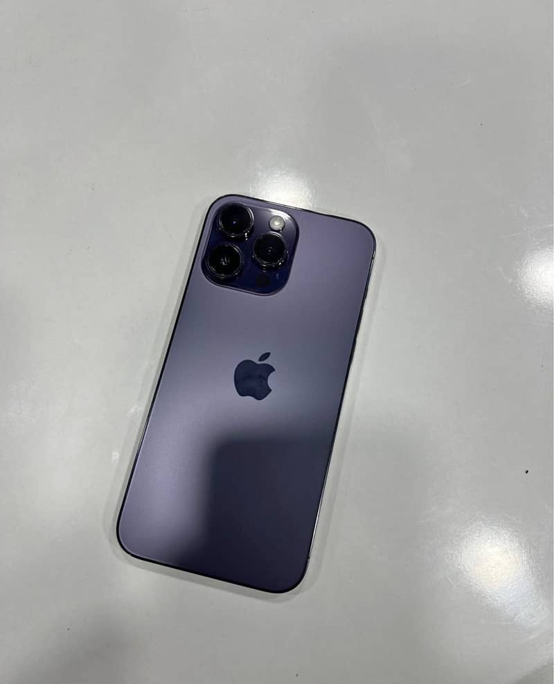iPhone 14 Pro Max 0