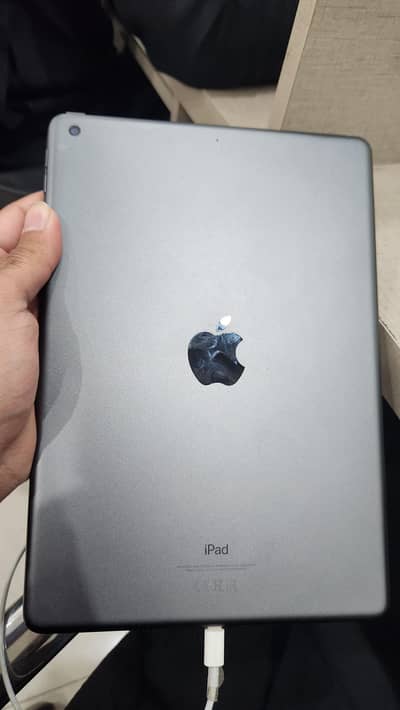 Ipad 7th generation (32gb)