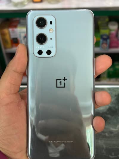 OnePlus 9 pro 12/256 Sim working from last 8 months little glass break