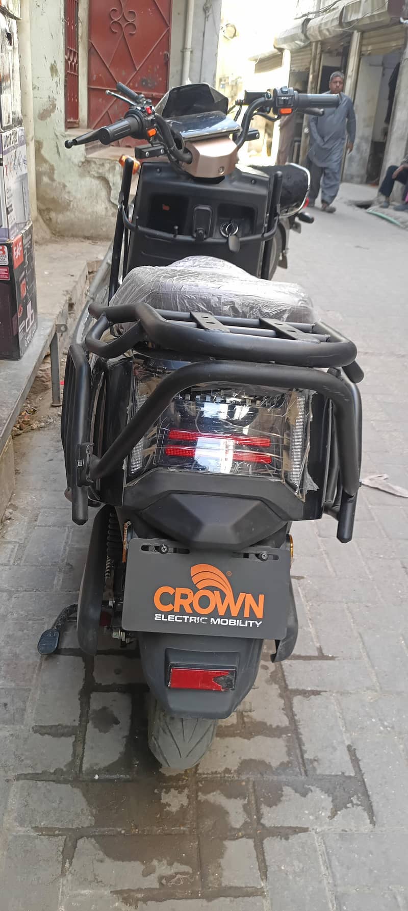 crown firefly 1