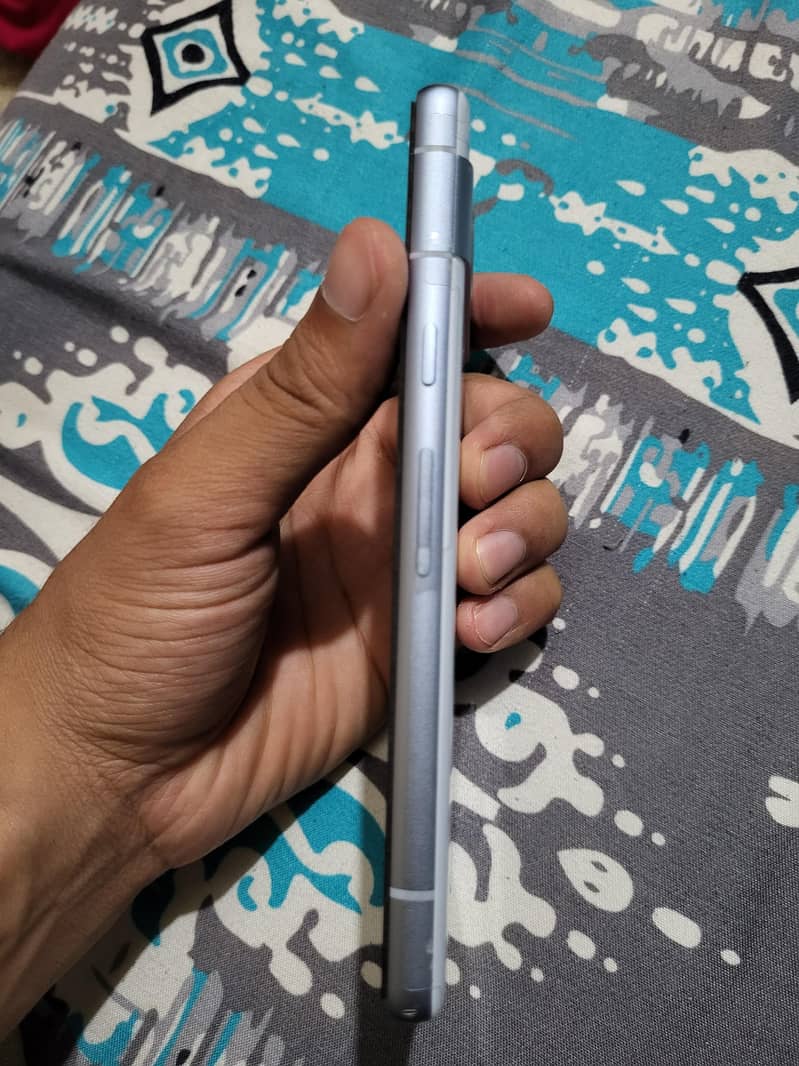 google pixel 7a 2