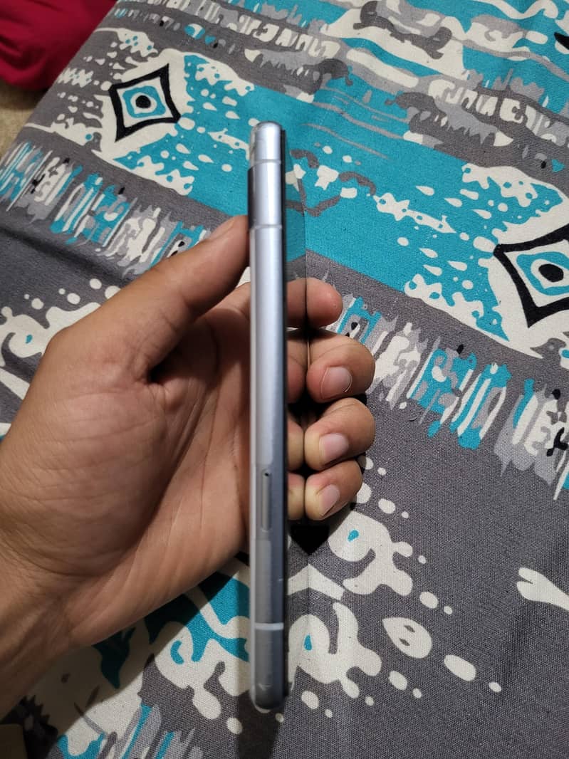 google pixel 7a 4