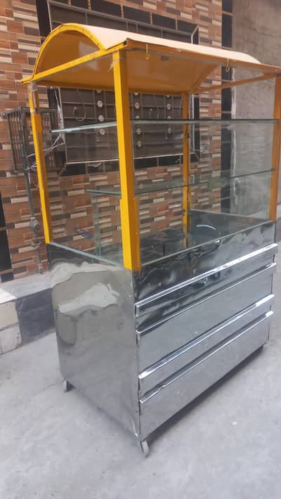 Fast Food Display Counter