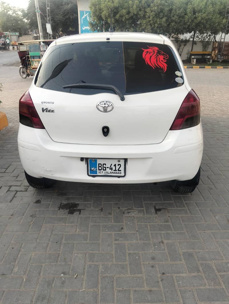 Toyota Vitz Model 2007 9