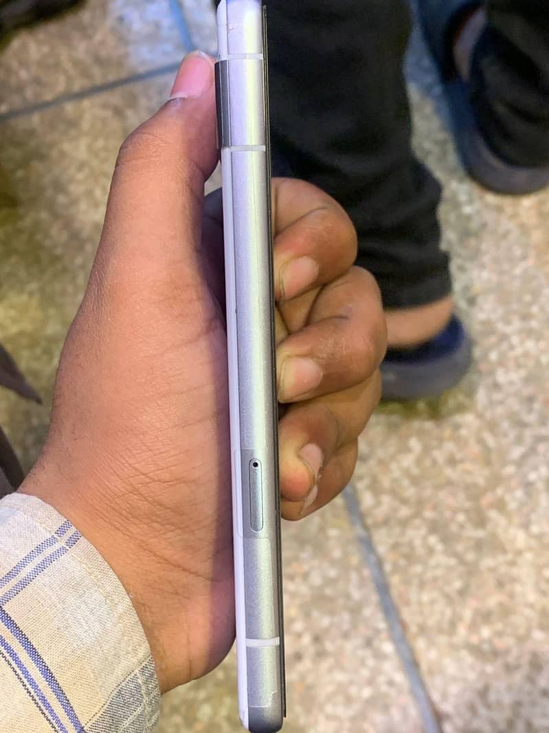Google pixel 7a 3