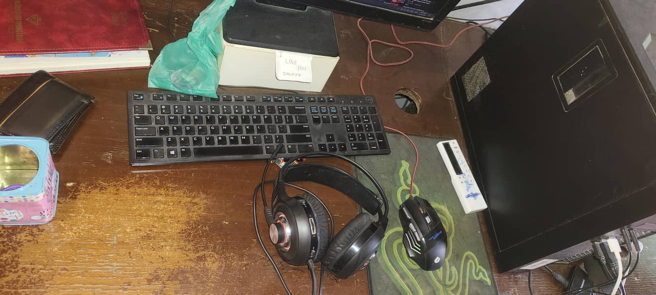 1 Computer table and 1 coffee table 2