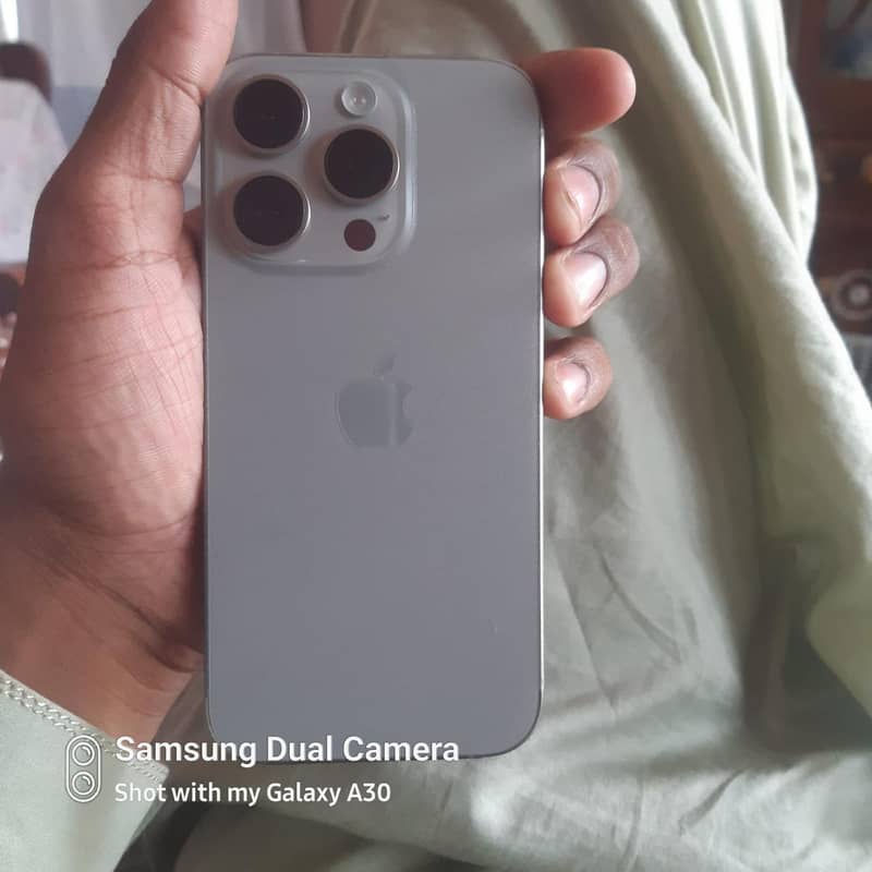 iphone 15 pro 0