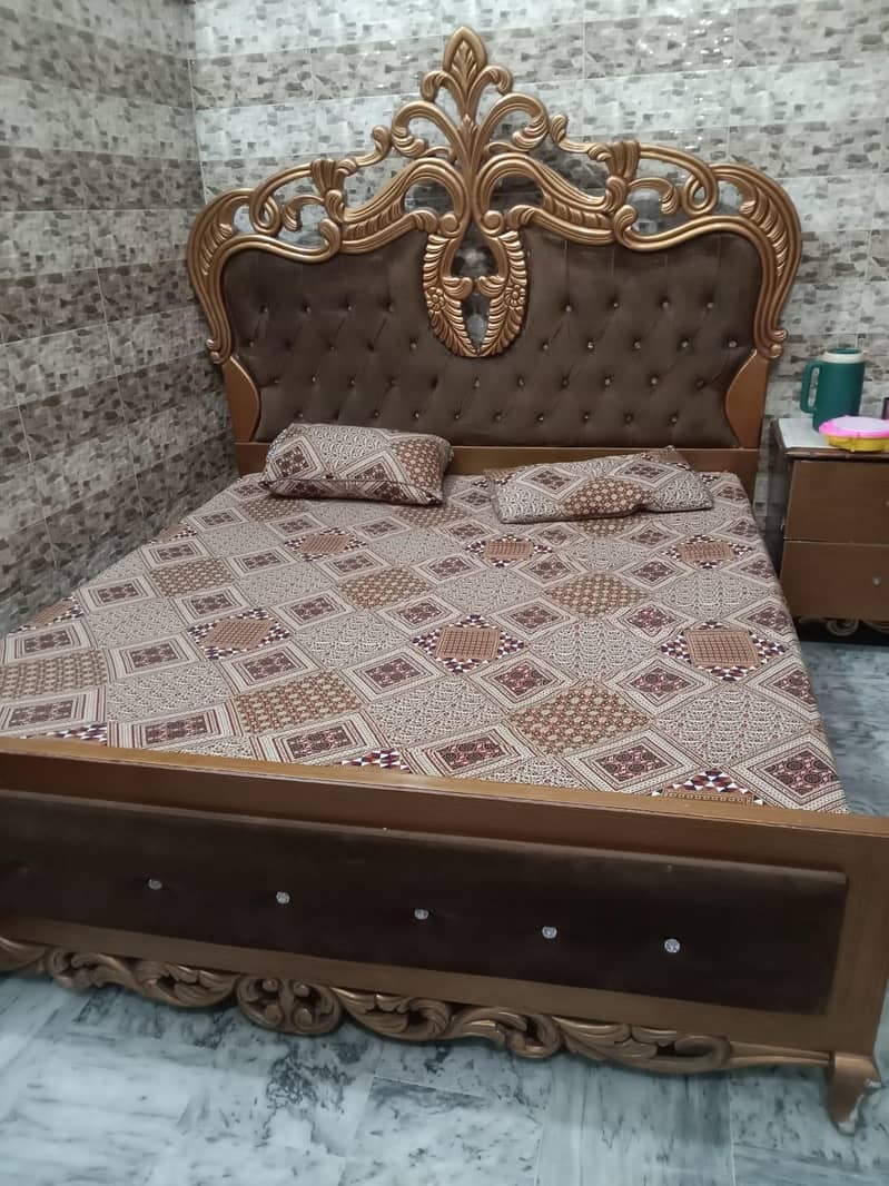 Proper Bed Set 0
