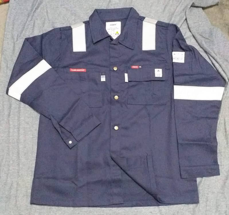 WORKER UNIFORM 7