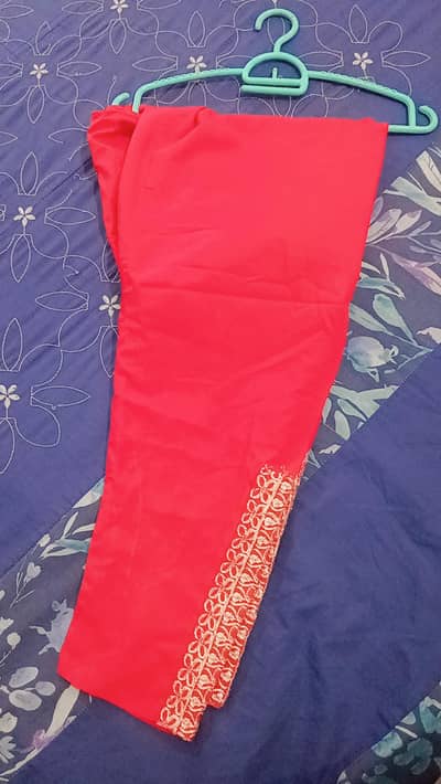 a pure red net from in on sale for limited time