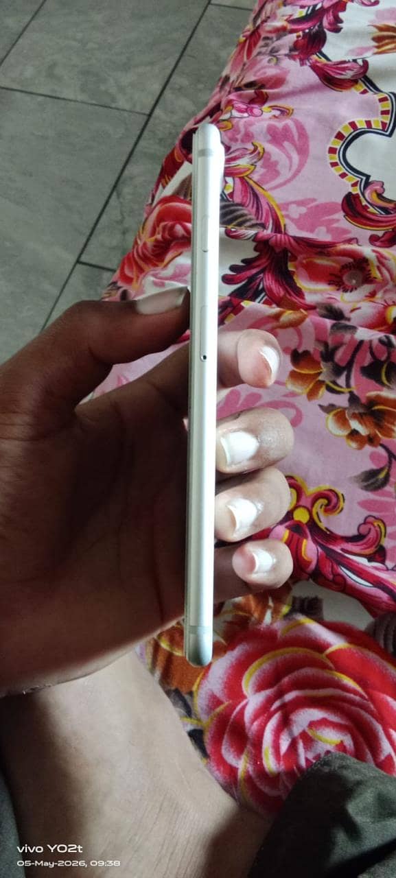 Apple iPhone 7 Plus 4