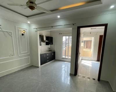 Ideal 5 Marla Upper Portion Has Landed On Market In Green City, Green City