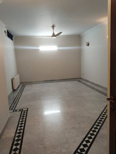 Affordable Lower Portion Of 14 Marla Is Available For rent