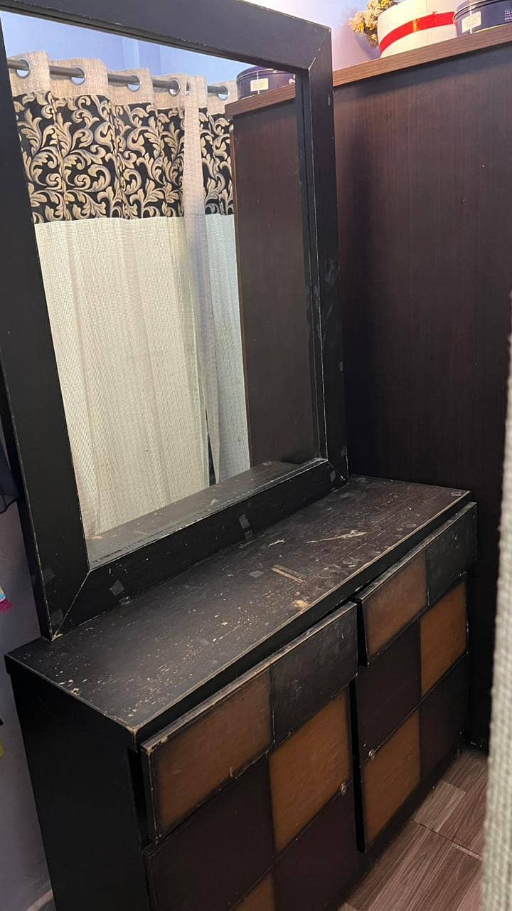 Dressing Table 1