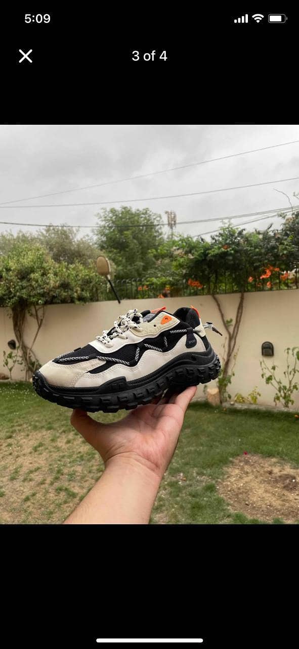 sneakers 10