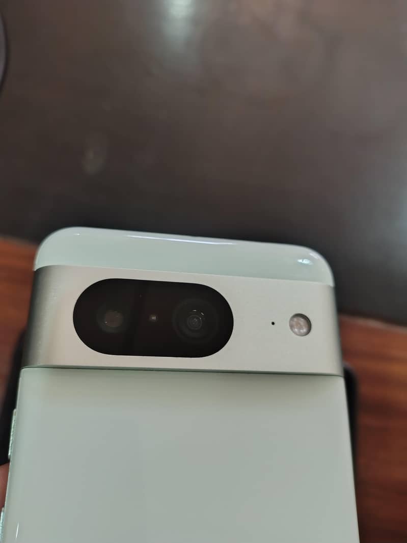Google pixel 8 6