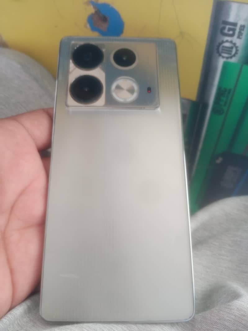 Infnix Note 40 0
