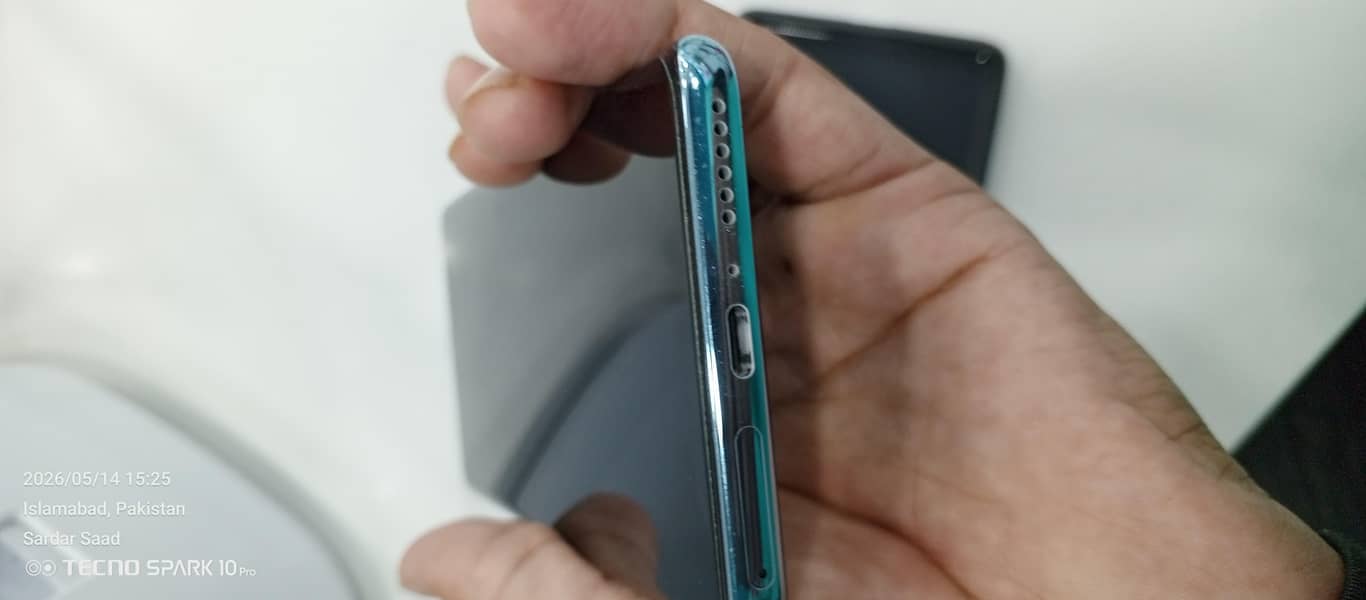 Redmi Note 14 Pro . 6