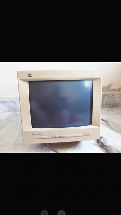 View Sonic E40 17" CRT Monitor - Not Tested - For Saler Sale