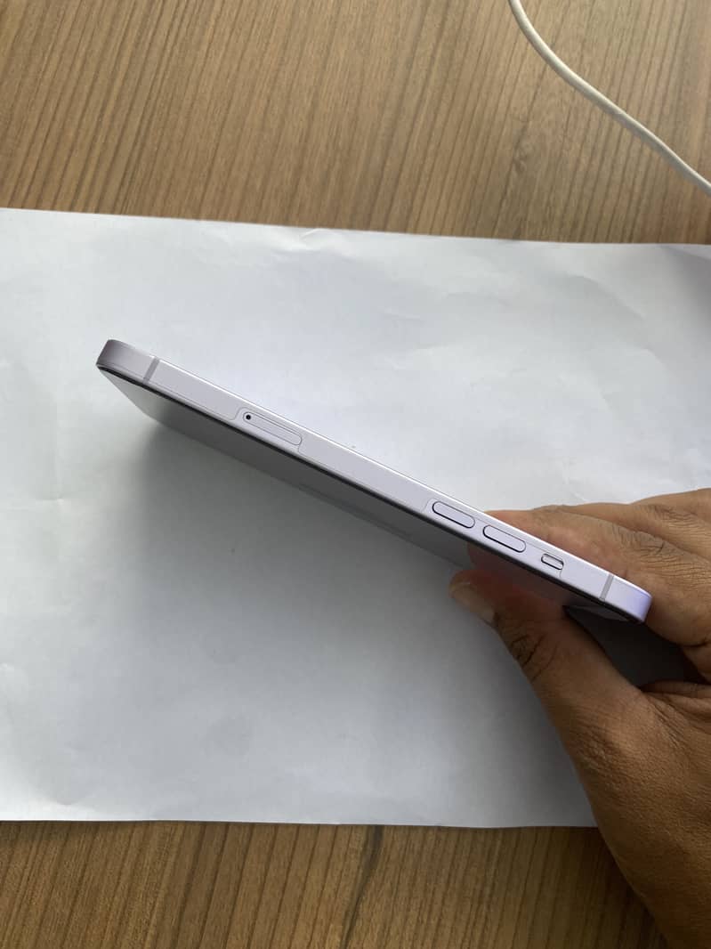 iphone 14 plus. 5