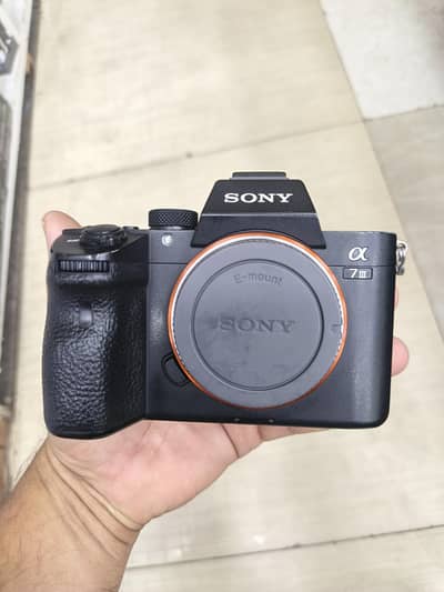 Sony A7lll Mirrorless DSLR camera