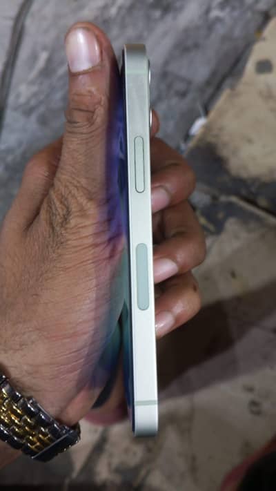 Jv hai …64GB …. 10/10 condition||waterpack|xchnge with 120 fps android