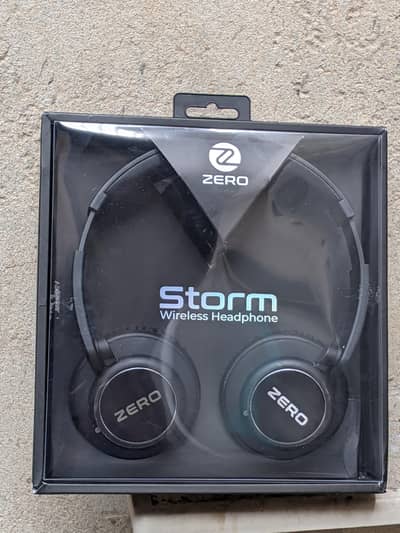 Zero strom headphones | Urgent sale