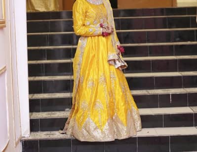 bridal mehndi dress