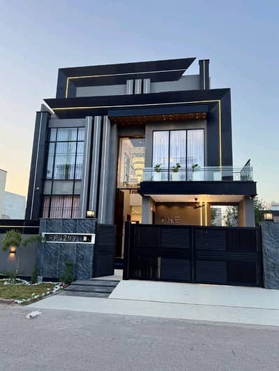 Ideally Located Prime Location House For sale In Citi Housing Society Available