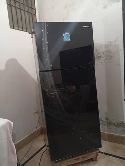 waves refrigerator almost new